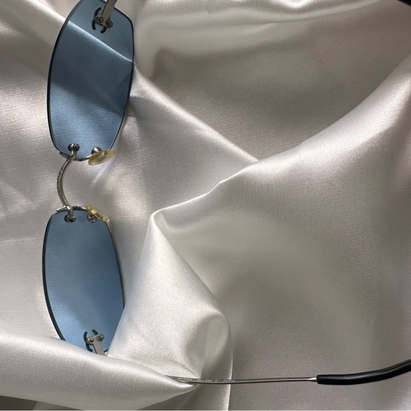 Rare💙 CHANEL rimless sunglasses. - Picture 11 of 13